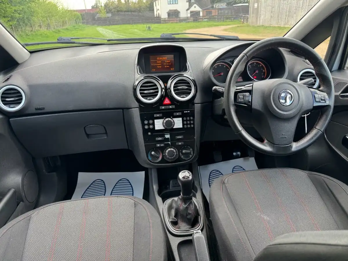 2012-vauxhall-corsa-14-sxi-5d-big-13