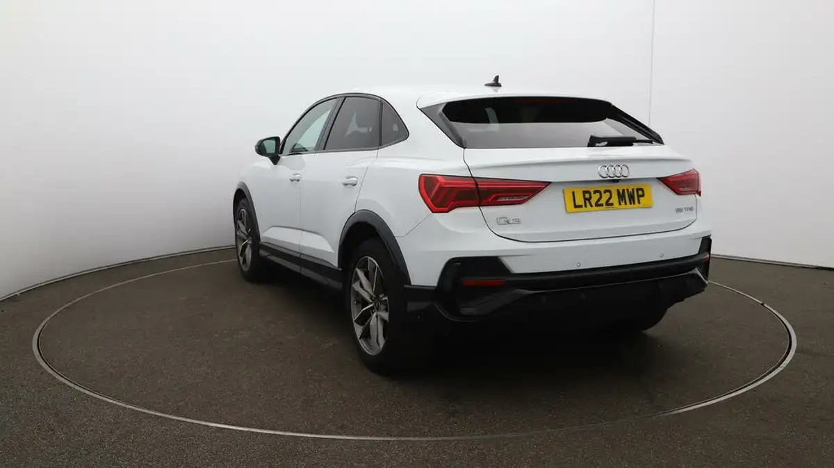 2022-audi-q3-15-35-tfsi-black-edition-cod-sportback-s-tronic-big-53