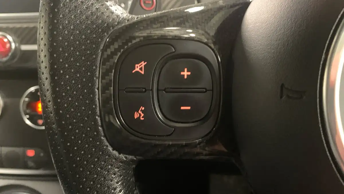 2018-abarth-695c-14-tjet-rivale-182ps-mta-big-22