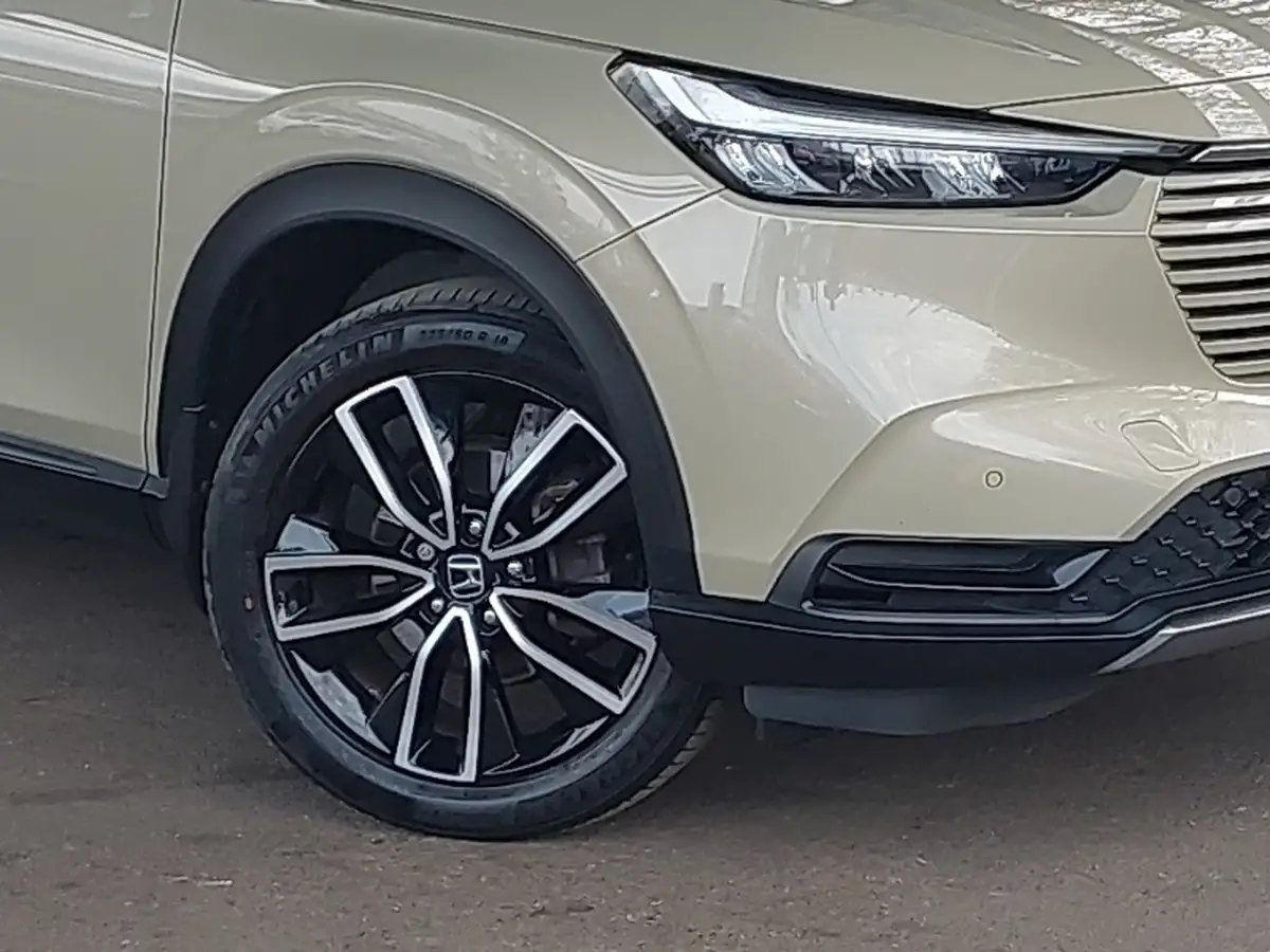 2022-honda-hr-v-15-i-mmd-elegance-big-8