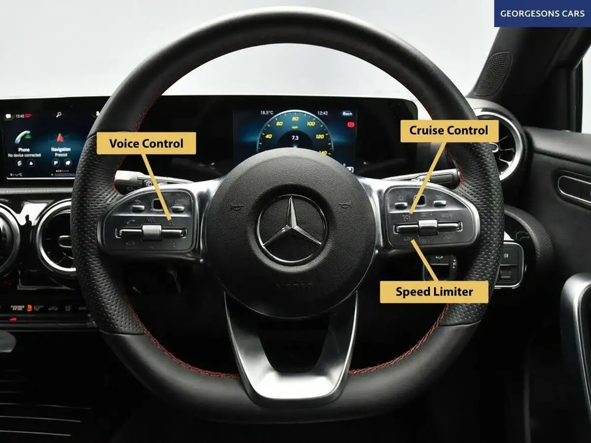 2020-mercedes-benz-a-class-20d-a200d-amg-line-hatchback-5d-big-29
