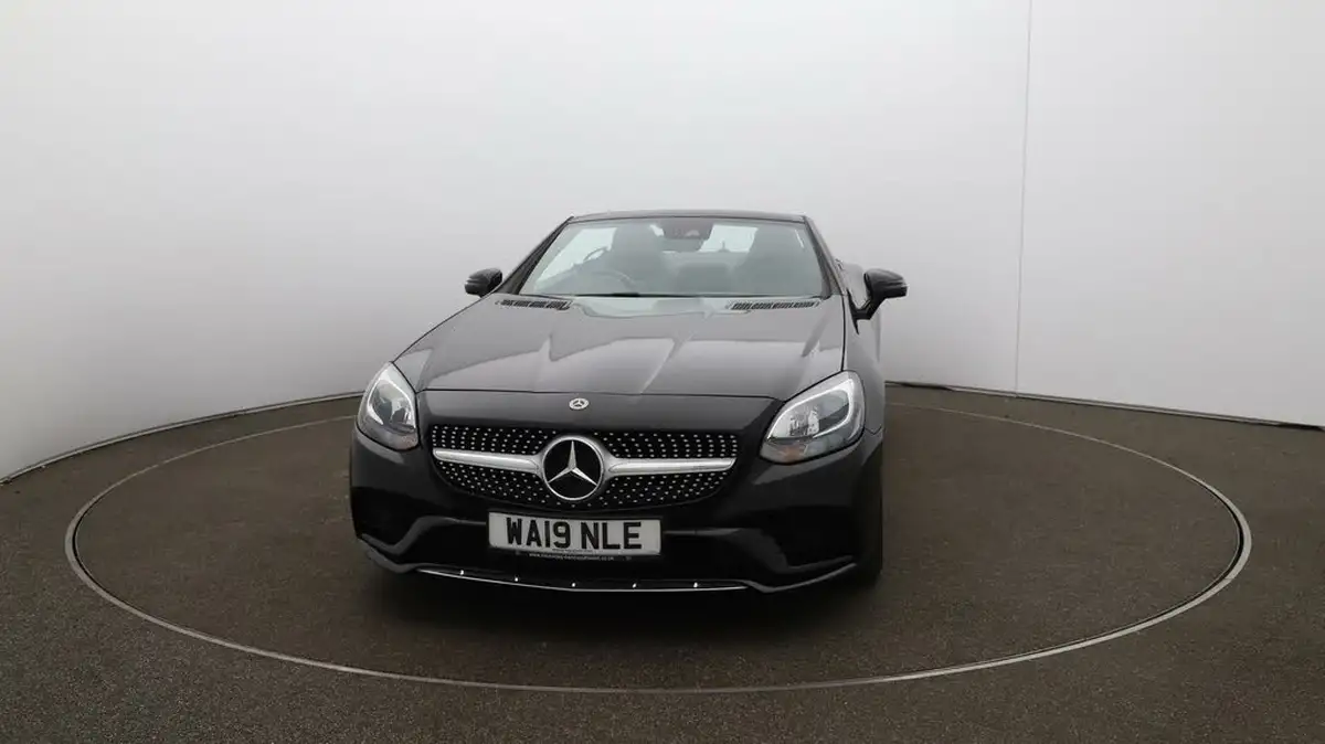 2019-mercedes-benz-slc-16-slc180-amg-line-9g-tronic-big-32