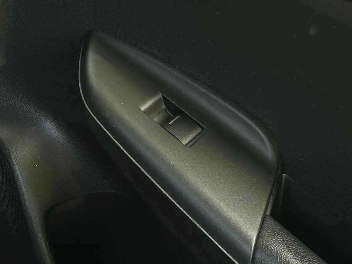 2015-honda-jazz-13-i-vtec-se-big-42