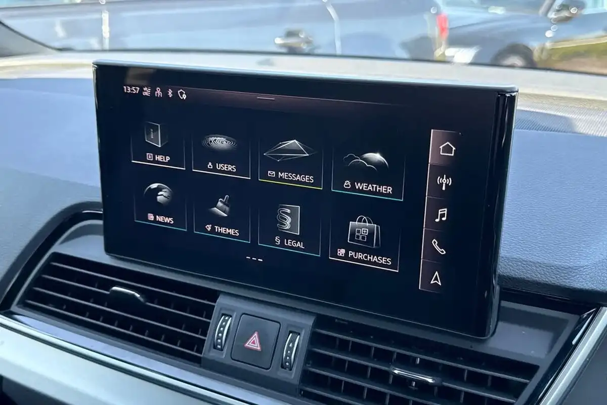 2023-audi-q5-20-50-tfsi-e-s-line-station-wagon-big-47