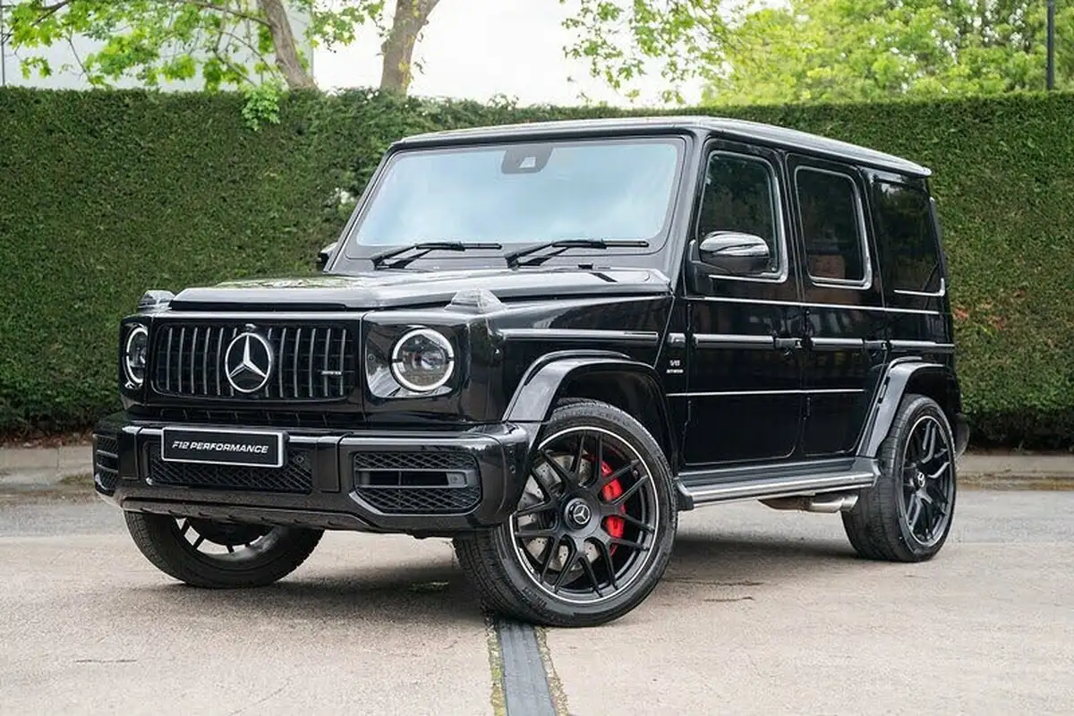 2023-mercedes-benz-g-class-40-g63-amg-big-10