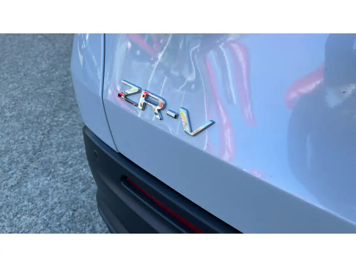 2024-honda-zr-v-20-i-mmd-elegance-big-45
