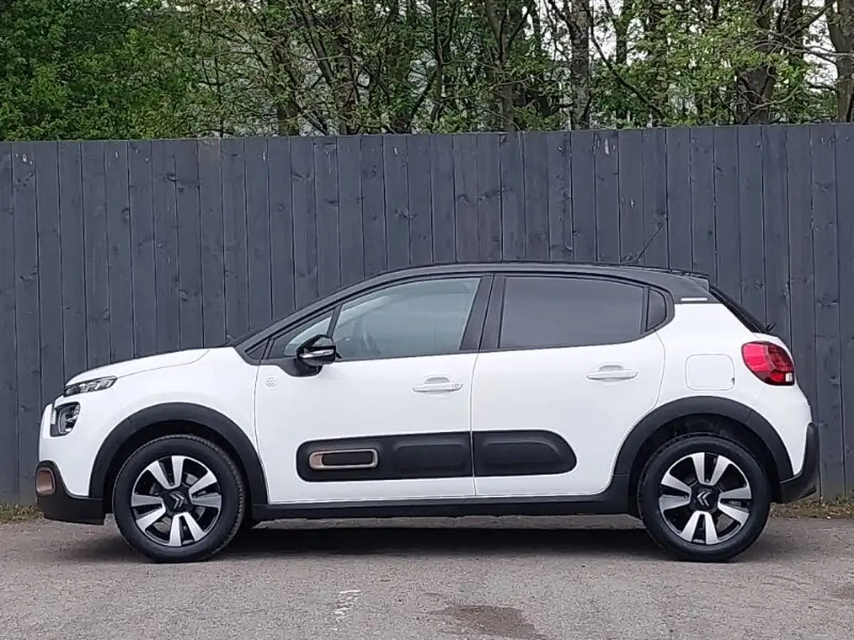 2022-citroen-c3-12-puretech-c-series-edition-83ps-ss-big-3