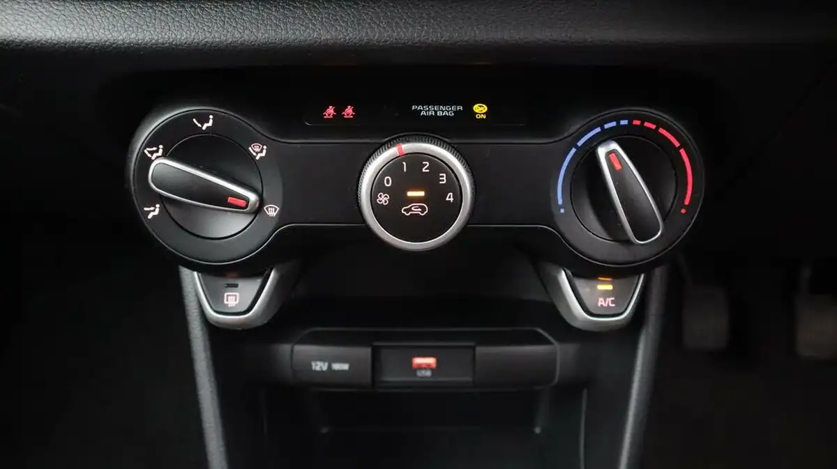 2022-kia-picanto-10-t-gdi-gt-line-big-12