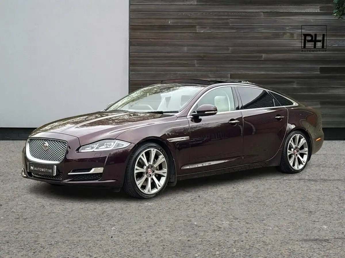 2019-jaguar-xj-series-30td-xj-portfolio-lwb-big-8