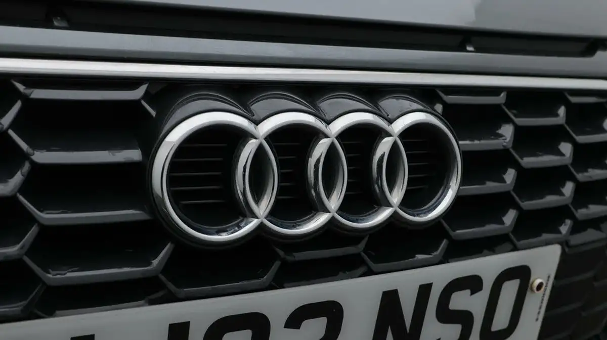 2022-audi-a3-15-35-tfsi-s-line-sportback-5d-big-24