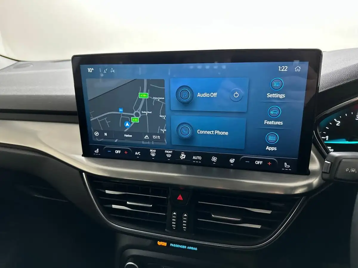 2022-ford-focus-15-titanium-120ps-estate-auto-big-18