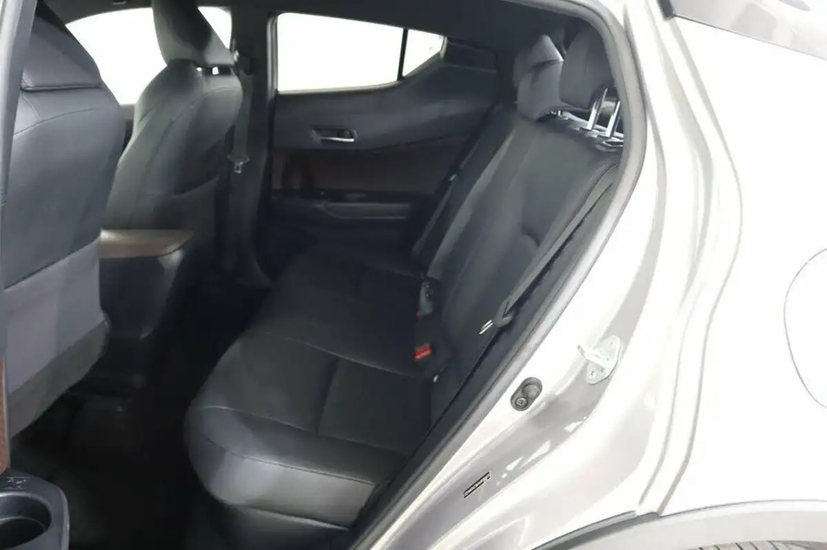 2018-toyota-c-hr-18-vvt-i-excel-big-13