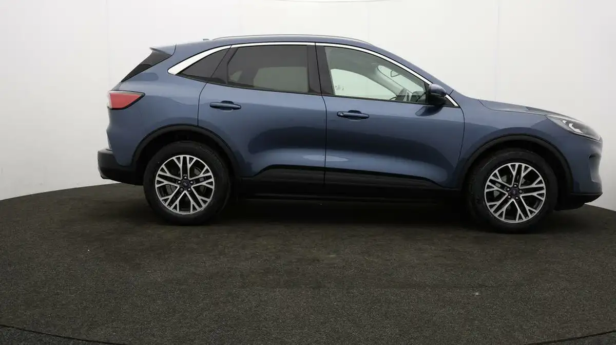 2022-ford-kuga-15-titanium-edition-auto-big-7