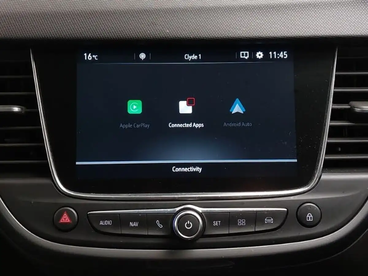 2021-vauxhall-crossland-15-ultimate-nav-110ps-big-17