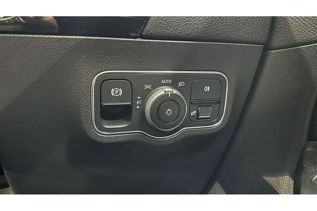 2021-mercedes-benz-gla-class-13-gla-250e-exclusive-edition-premium-plus-big-31
