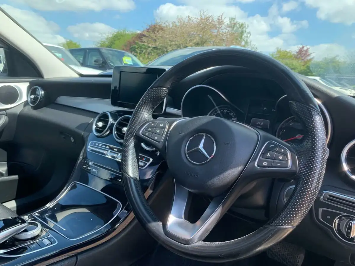 2015-mercedes-benz-c-class-21d-c220d-sport-170ps-premiumss-saloon-4d-auto-big-10