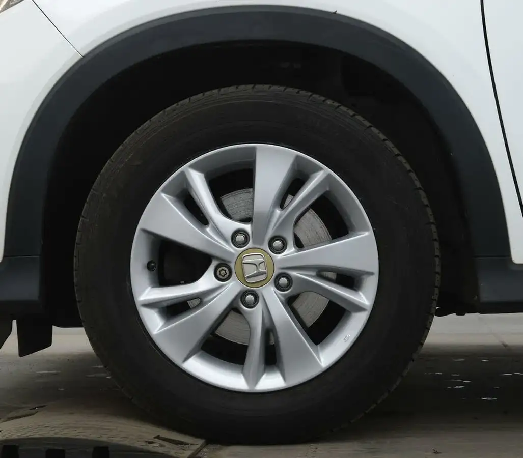 2016-honda-hr-v-15-i-vtec-s-big-6