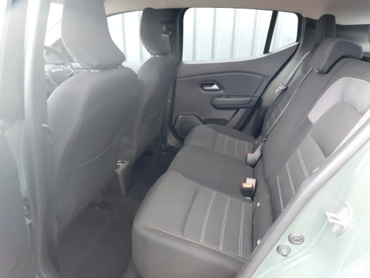 2024-dacia-sandero-stepway-10-tce-expression-90bhp-big-5