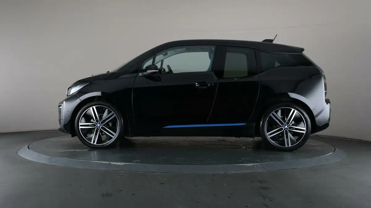 2022-bmw-i3-e-120-ah-big-4