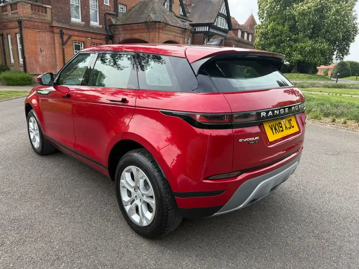 2019-land-rover-range-rover-evoque-20-d180-s-big-21