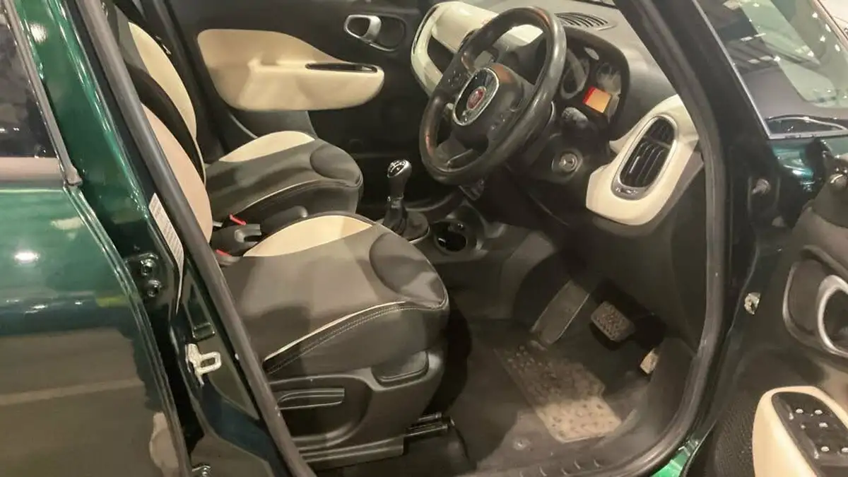 2014-fiat-500l-13-multijet-trekking-ss-dualogic-big-10