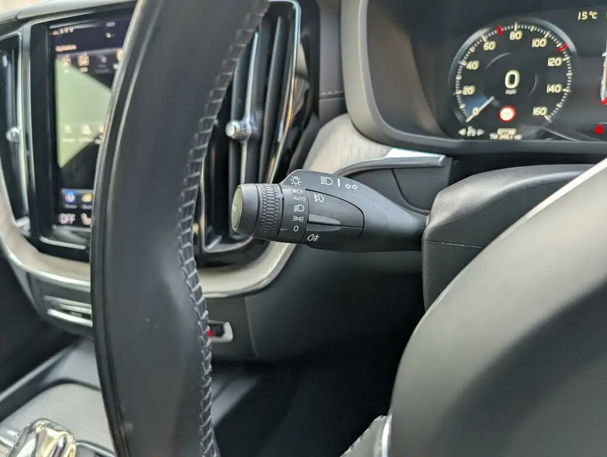 2021-volvo-xc60-20-t8-inscription-pro-390bhp-big-33