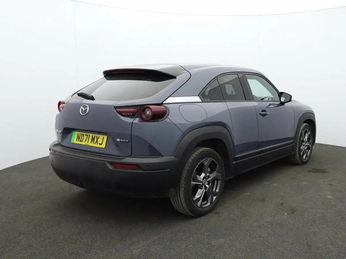 2021-mazda-mx-30-e-sport-lux-big-6