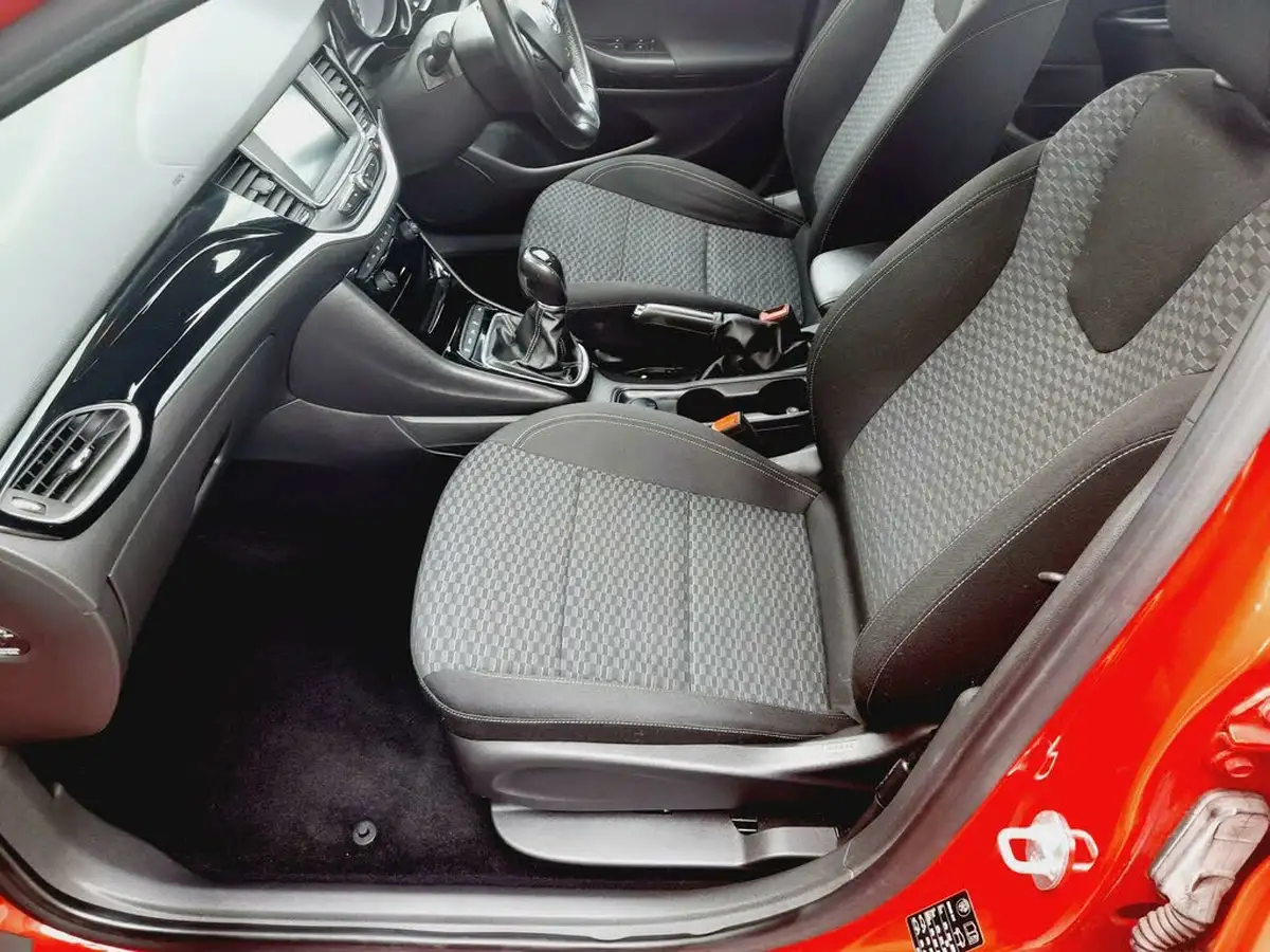 2016-vauxhall-astra-10i-turbo-sri-hatchback-big-11