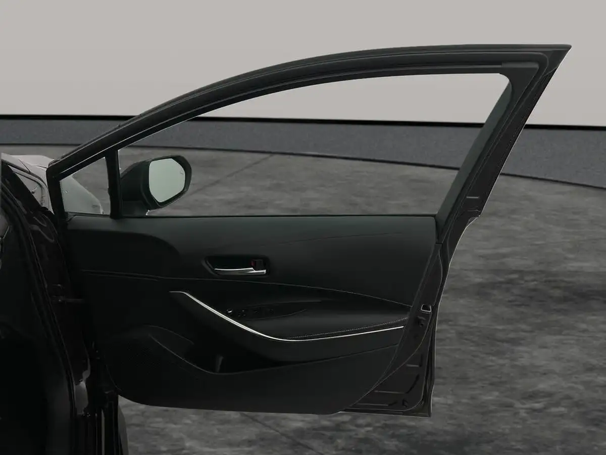 2022-suzuki-swace-18-sz5-big-20