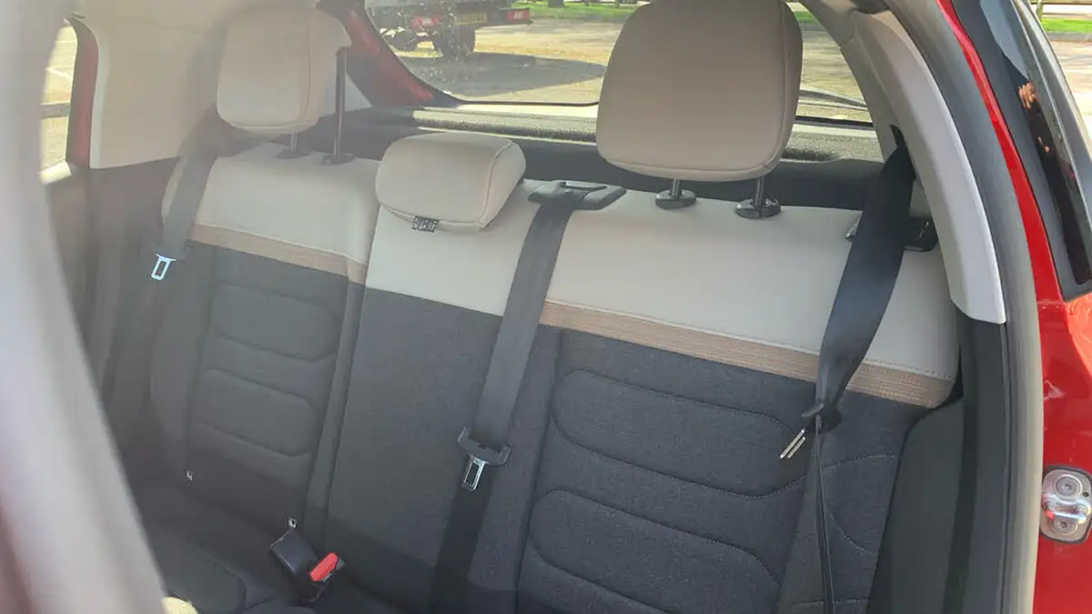 2023-citroen-c3-12-puretech-shine-plus-110ps-ss-big-24