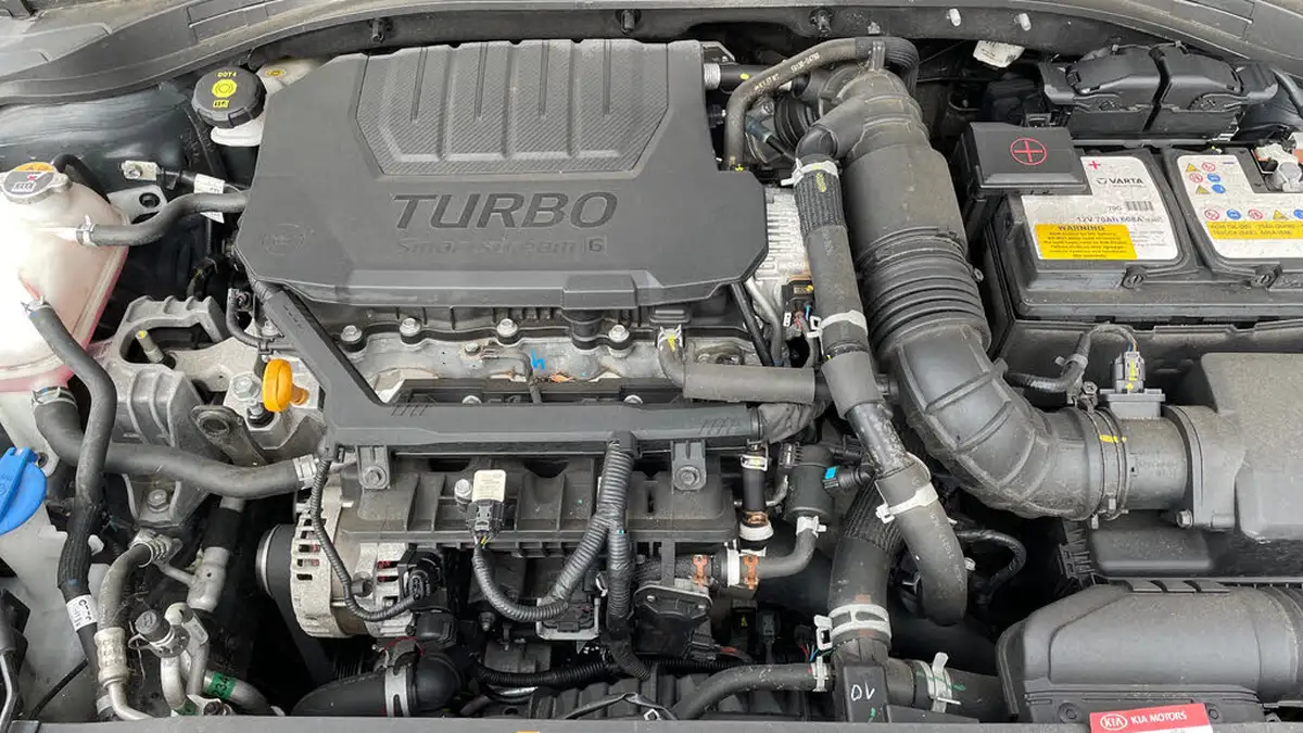 2022-kia-xceed-15-t-gdi-4-big-15