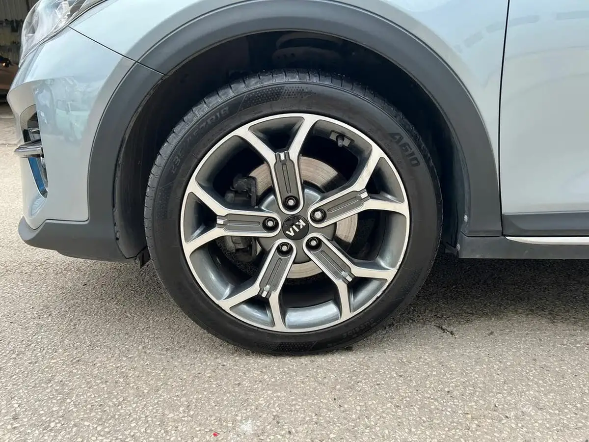 2019-kia-xceed-14-t-gdi-3-big-14