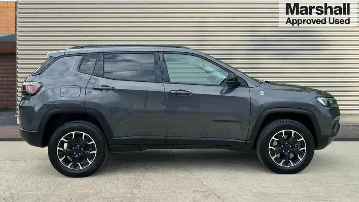 2022-jeep-compass-13-gse-trailhawk-big-1