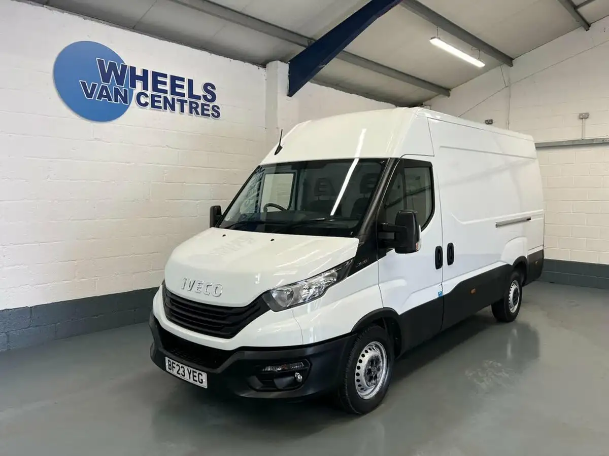 2023-iveco-daily-s-class-23td-35s14v-business-3520mm-h2-136pseu6dt-big-0