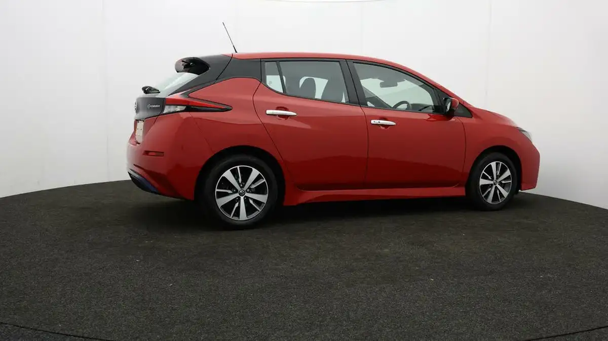 2022-nissan-leaf-e-acenta-big-27
