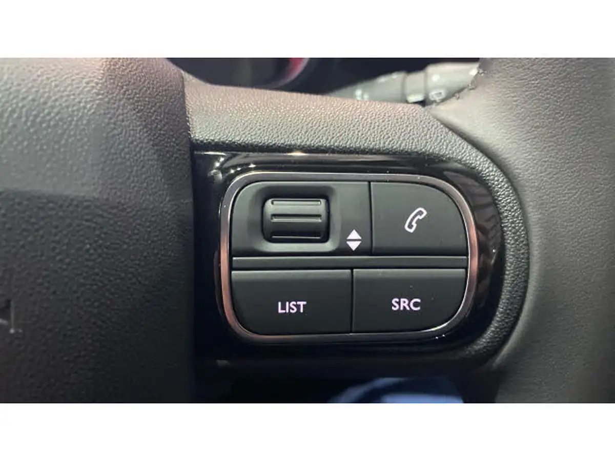 2023-citroen-c3-aircross-12-puretech-max-130ps-eat6-big-23