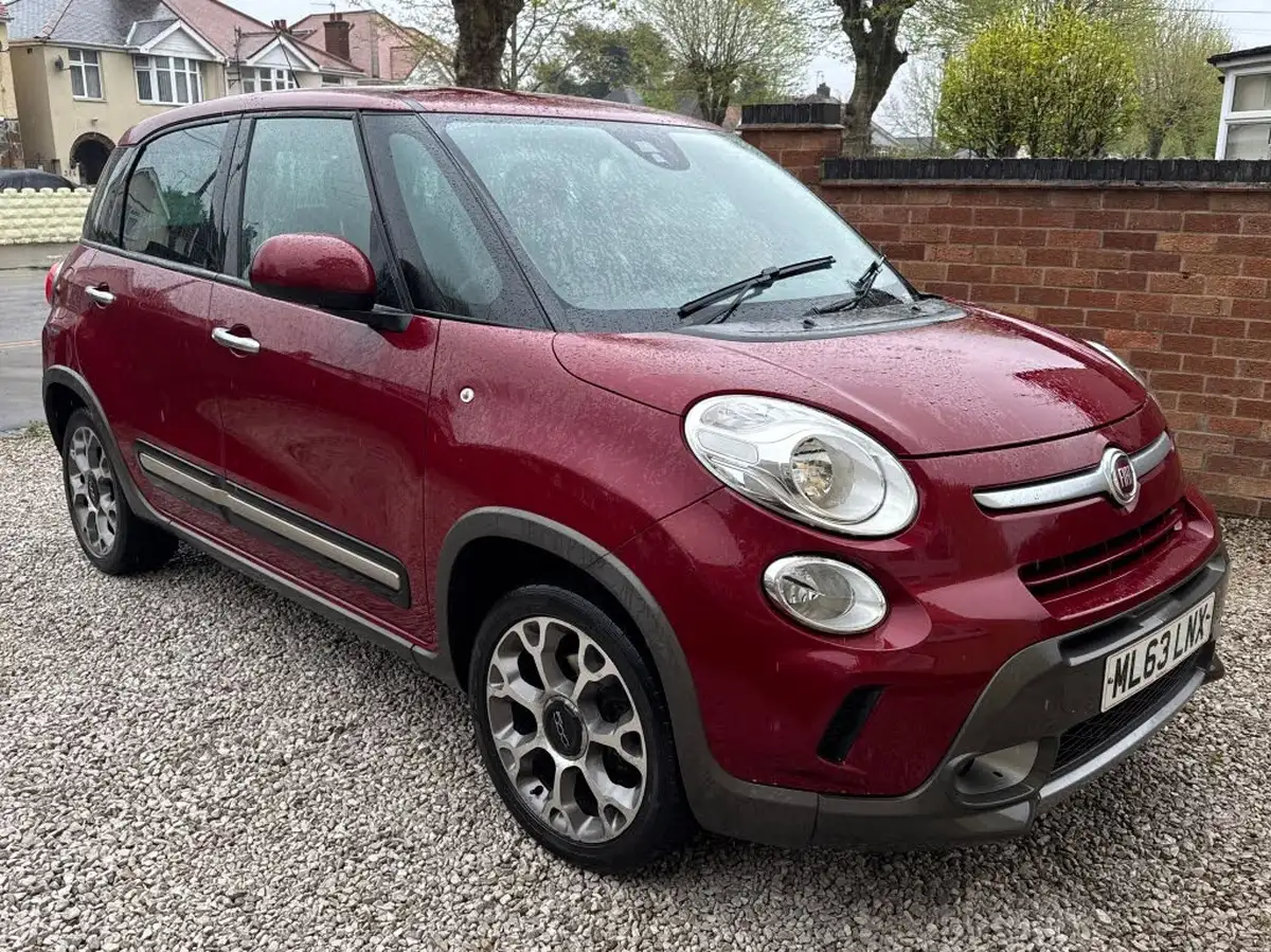 2014-fiat-500l-13-multijet-trekking-dualogic-big-0