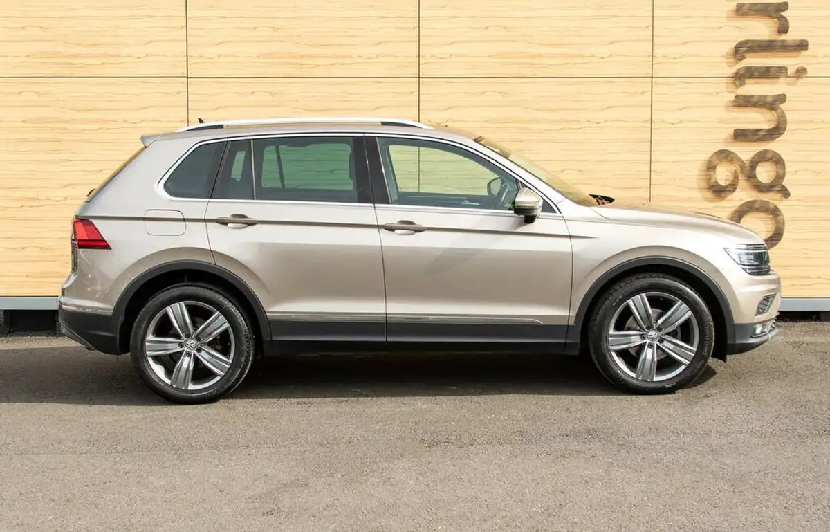 2018-volkswagen-tiguan-20tdi-sel-150ps-ss-dsg-big-11