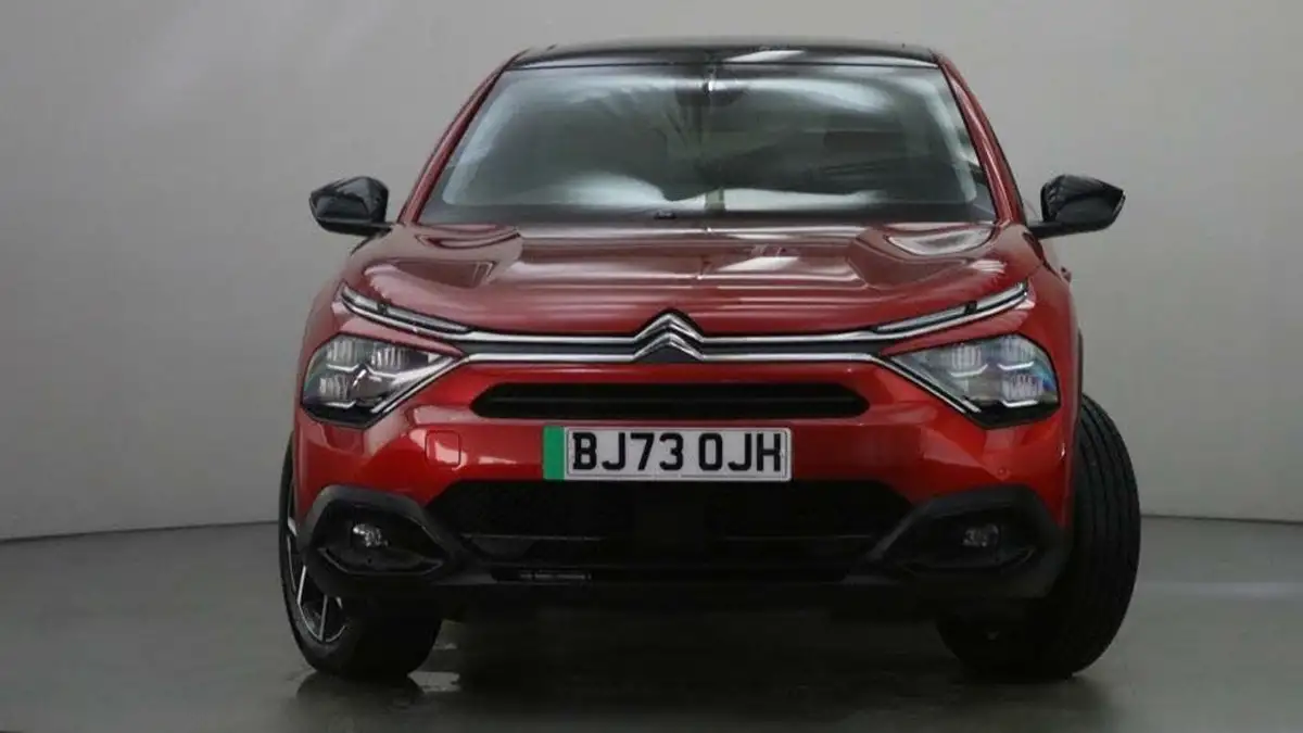 2023-citroen-c4-x-e-shine-plus-big-15