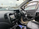 2016-renault-captur-09-signature-nav-small-22