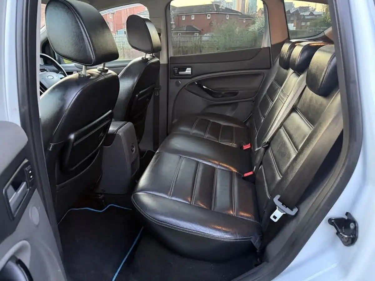 2012-ford-kuga-20td-titanium-x-162ps-4x4-powershift-big-16