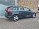 2016-volvo-xc60-20td-d4-se-geartronic-small-2