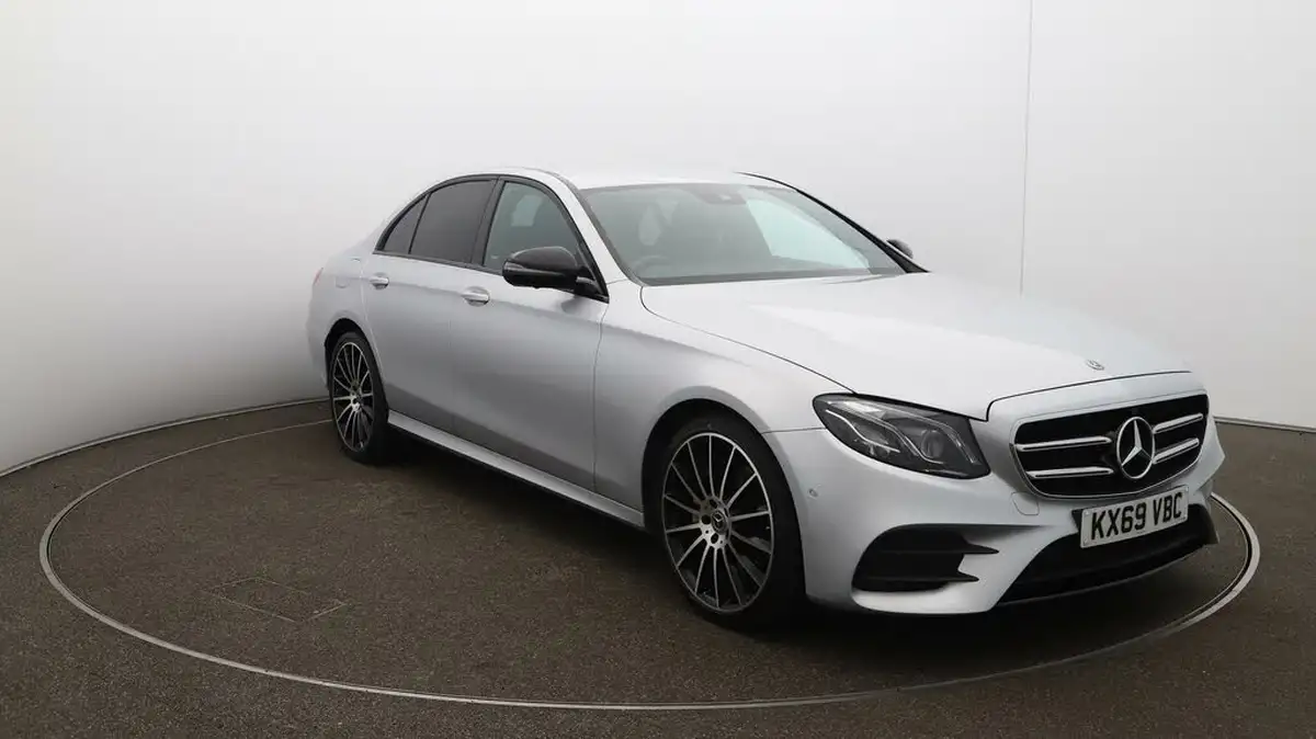 2019-mercedes-benz-e-class-20d-e220d-amg-line-night-edition-premium-saloon-4d-big-34