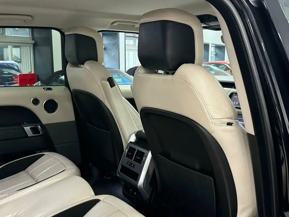 2019-land-rover-range-rover-sport-30-sdv6-hse-dynamic-big-37