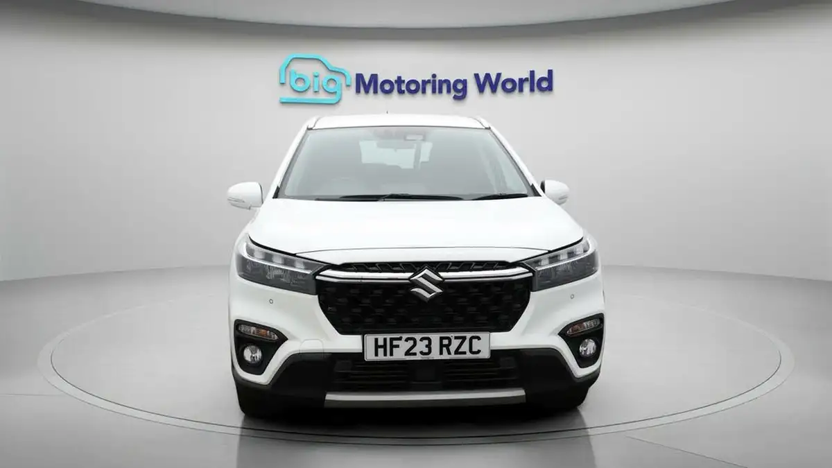 2023-suzuki-s-cross-14-boosterjet-motion-big-2
