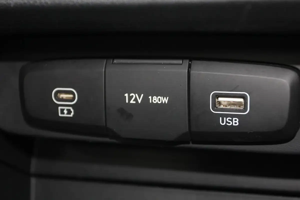 2024-hyundai-i10-10-advance-63ps-auto-big-24