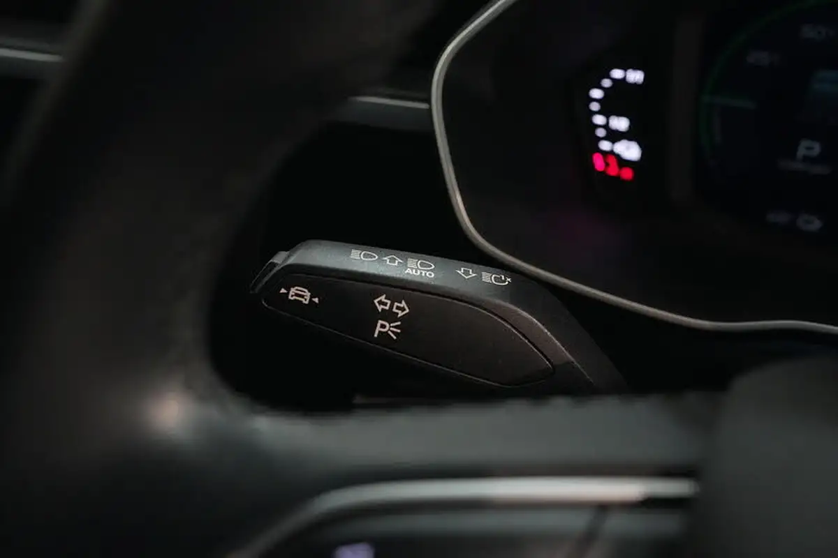 2022-audi-q3-14-45-tfsi-e-technik-big-30