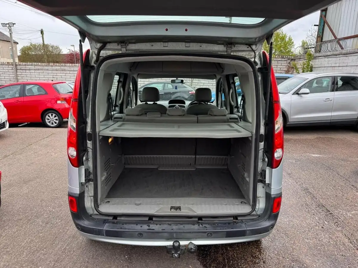 2011-renault-kangoo-16-expression-16v-105bhp-auto-big-12