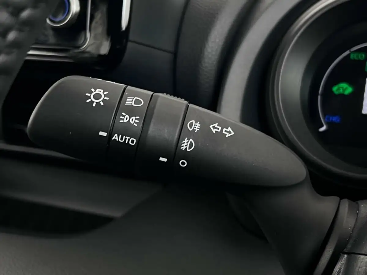 2023-toyota-yaris-15-vvt-i-design-big-20