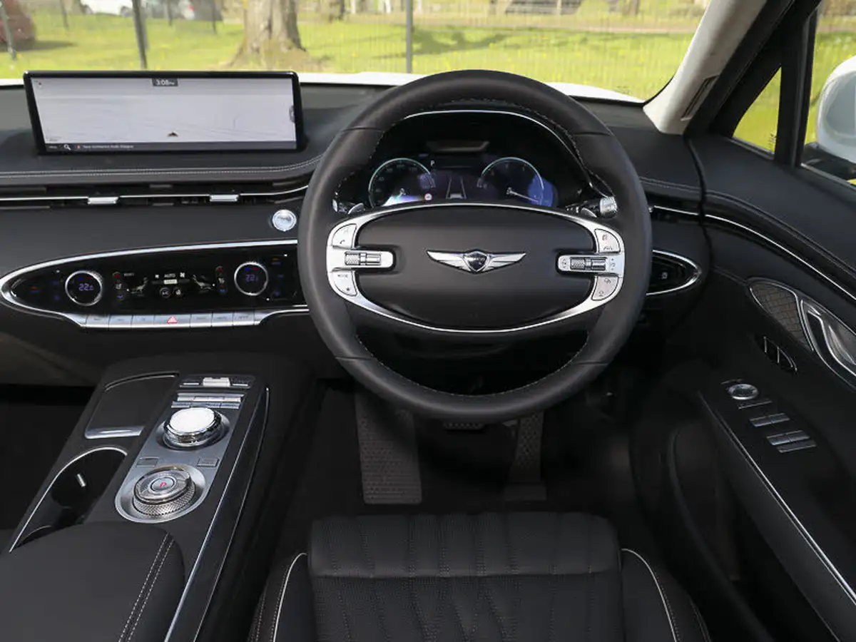 2025-genesis-gv70-22-d-luxury-line-big-11